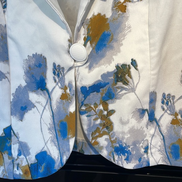 MICHAEL TYLER 3/4 SLEEVE WHITE JACKET BLAZER NWT SMALL - Picture 3 of 4